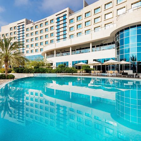 Crowne Plaza Muscat Ocec By Ihg Hotel Exterior foto