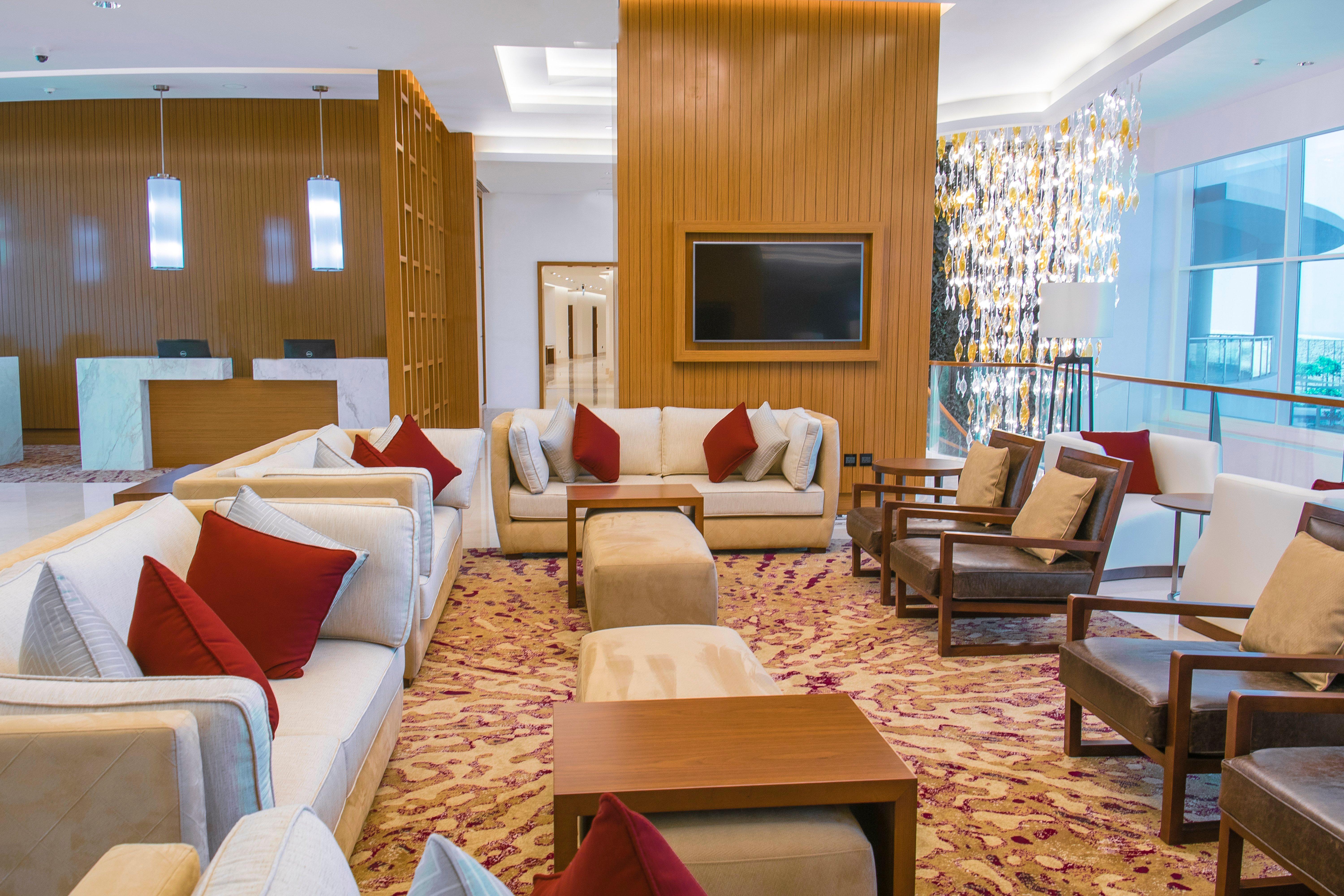 Crowne Plaza Muscat Ocec By Ihg Hotel Exterior foto