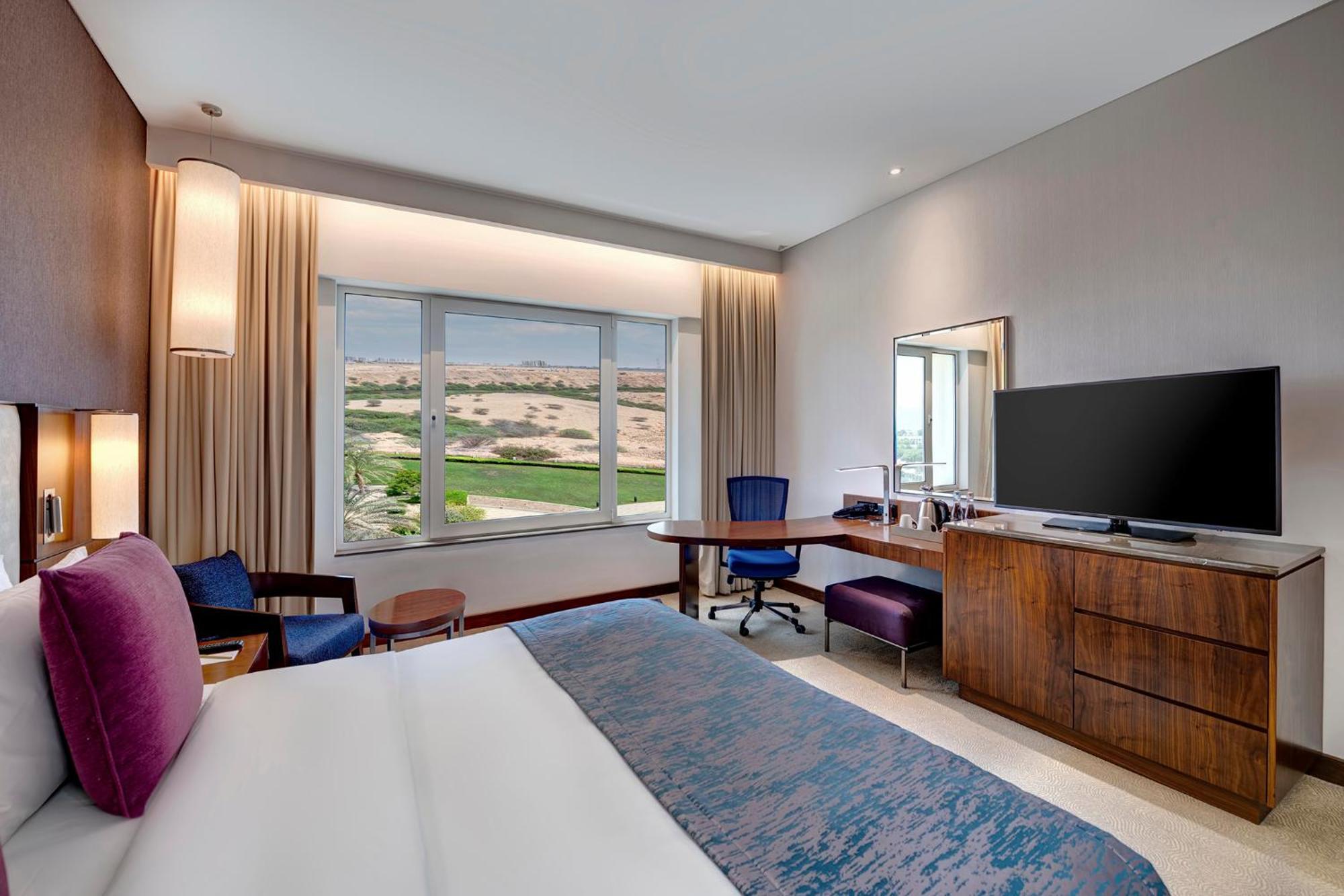 Crowne Plaza Muscat Ocec By Ihg Hotel Exterior foto